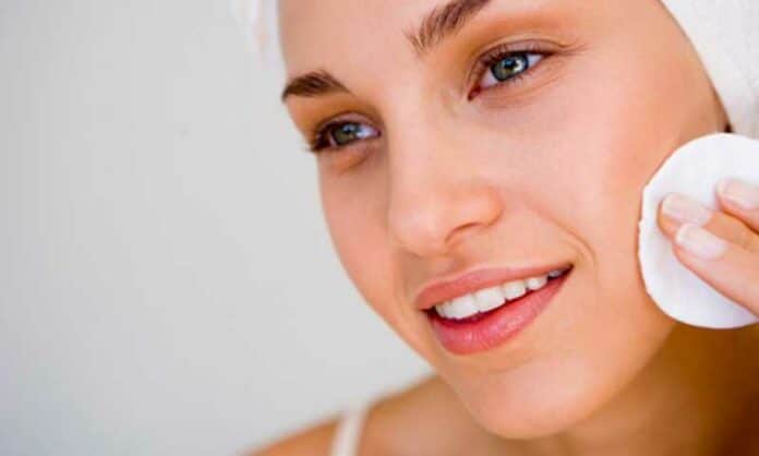 Unveiling the Benefits of Makeup Remover