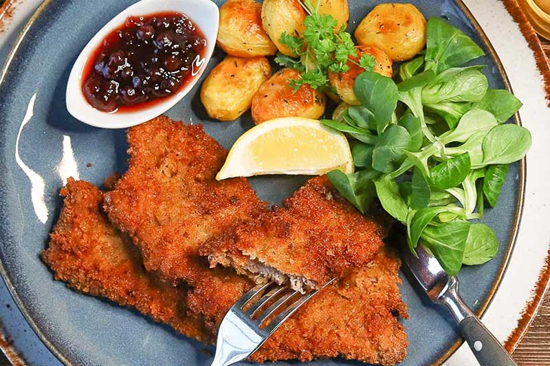 Mastering the Art of Authentic Wiener Schnitzel